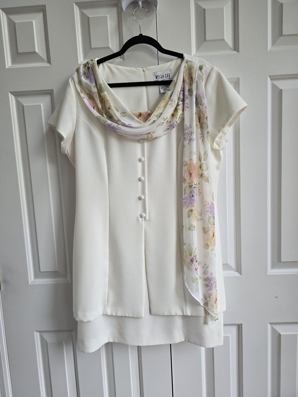 Megan Lee  Cream Floral-Accent Short Sleeve Dress